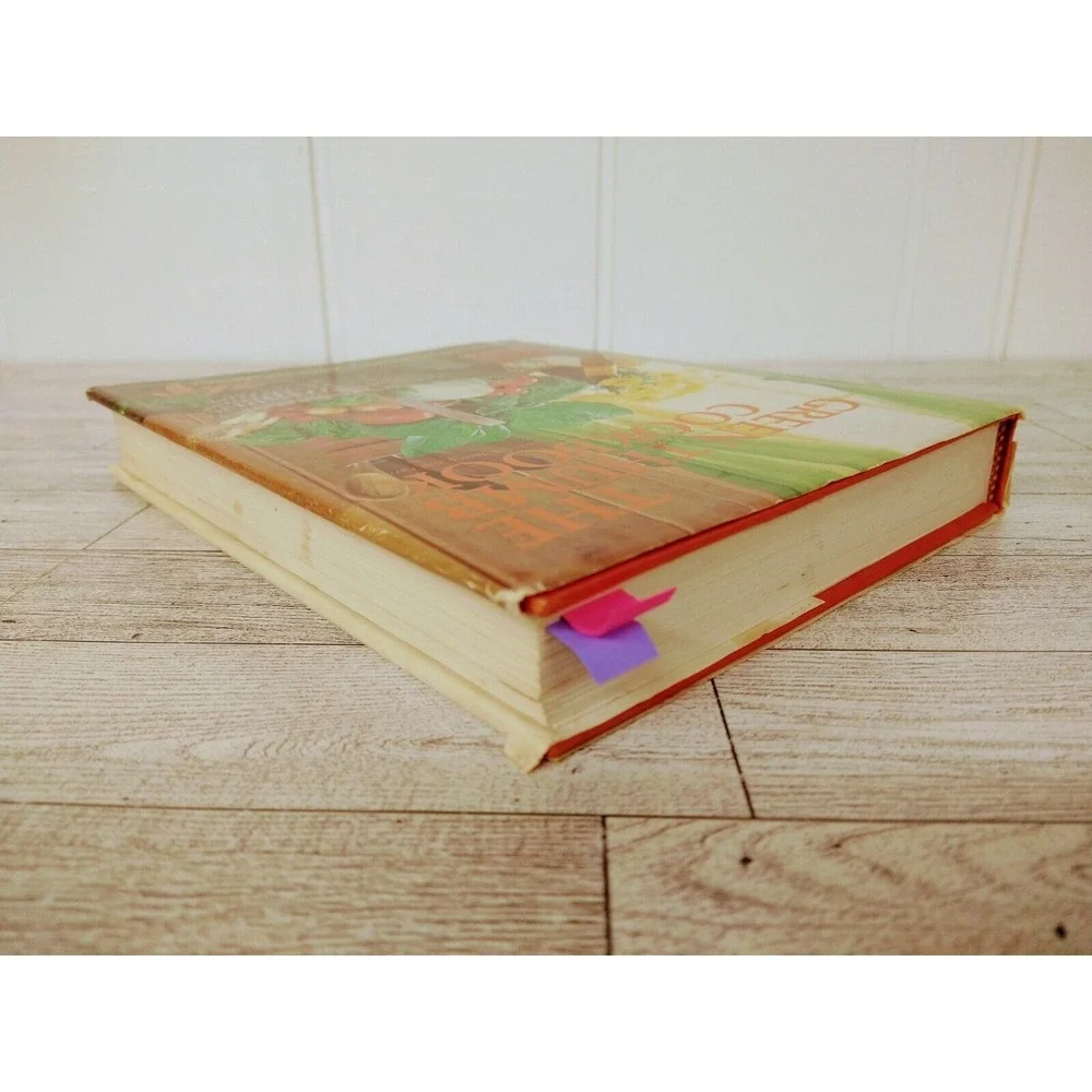 The Green‎ Thumb Cookbook Vtg 1977 HCDJ Organic Gardening Editors Veggies